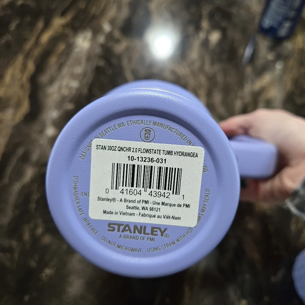 Hydrangea Stanley 30oz - Picture 6 of 6